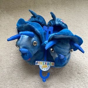 NWT Dinosaur slippers
